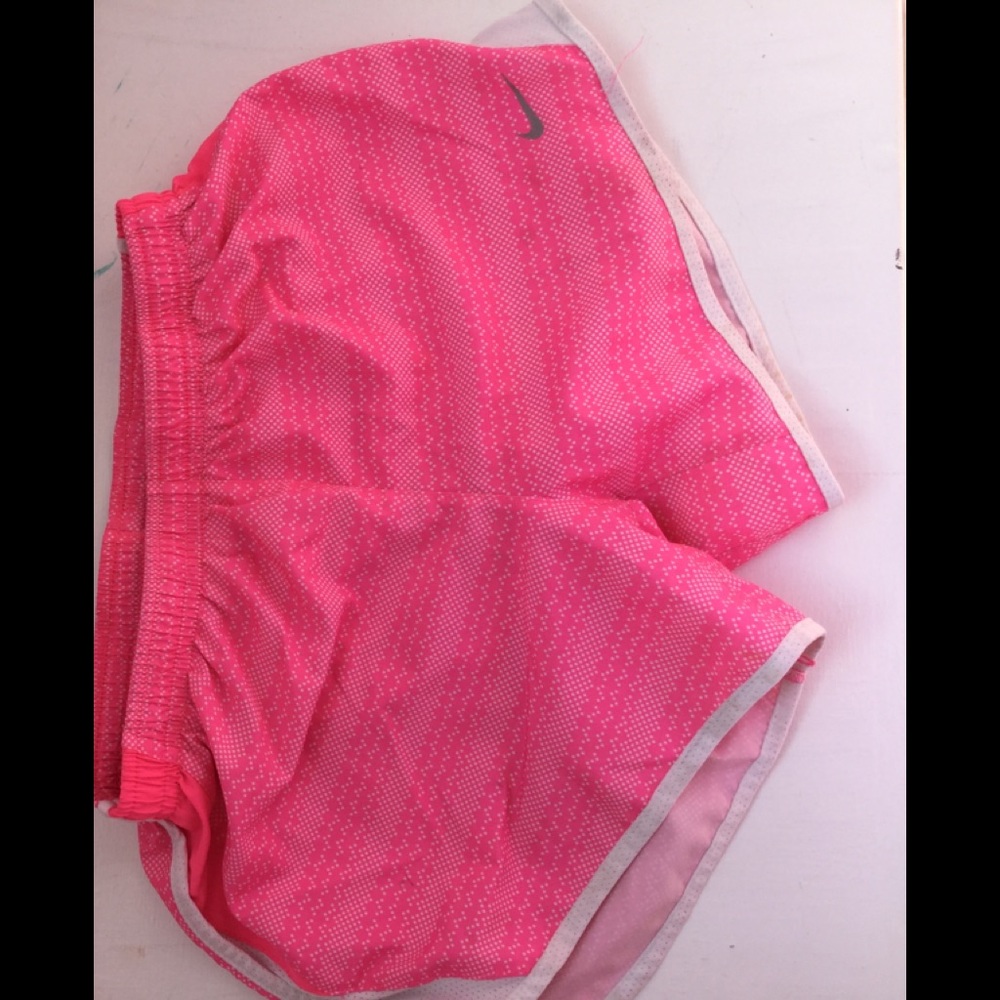 Nike medium pink shorts for kids
